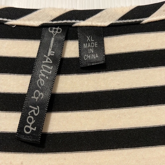 Allie and Rob tan/black striped short sleeve - Picture 2 of 2